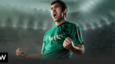 3月19日斯诺克巅峰之战：斯佳辉3-6惜败塞尔比